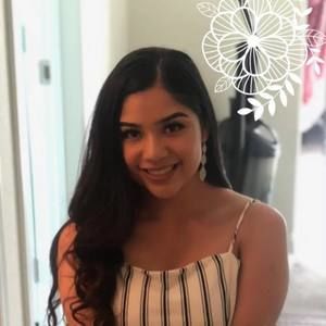 Meet your Posher, Mirella